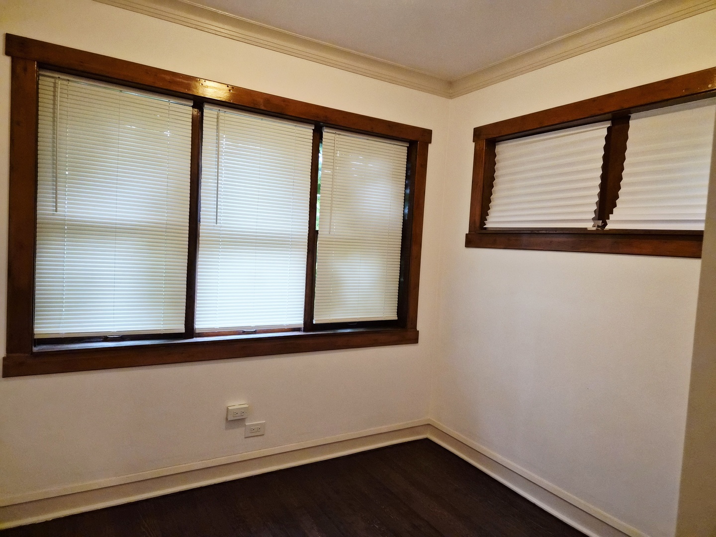 7826 S Bennett Avenue 2 Property Photo 16