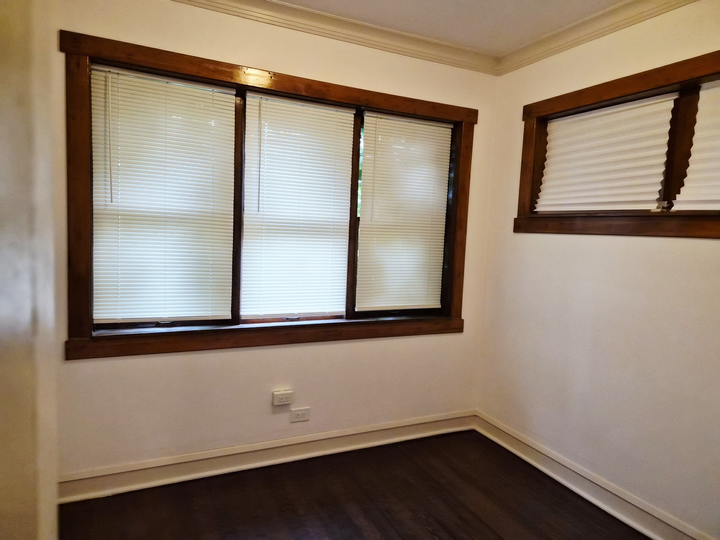 7826 S Bennett Avenue 2 Property Photo 17