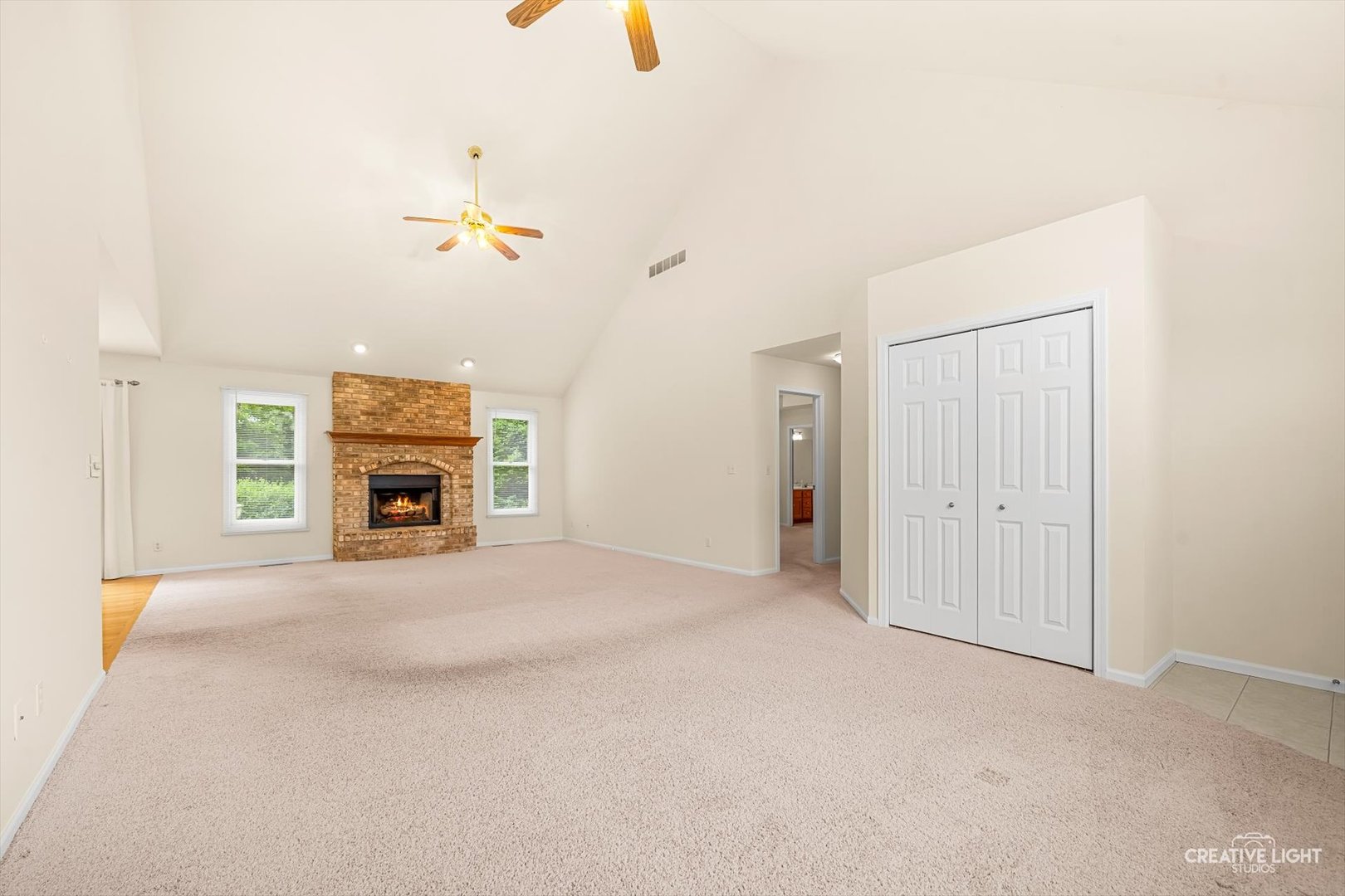 714 E Knights Road Property Photo 2