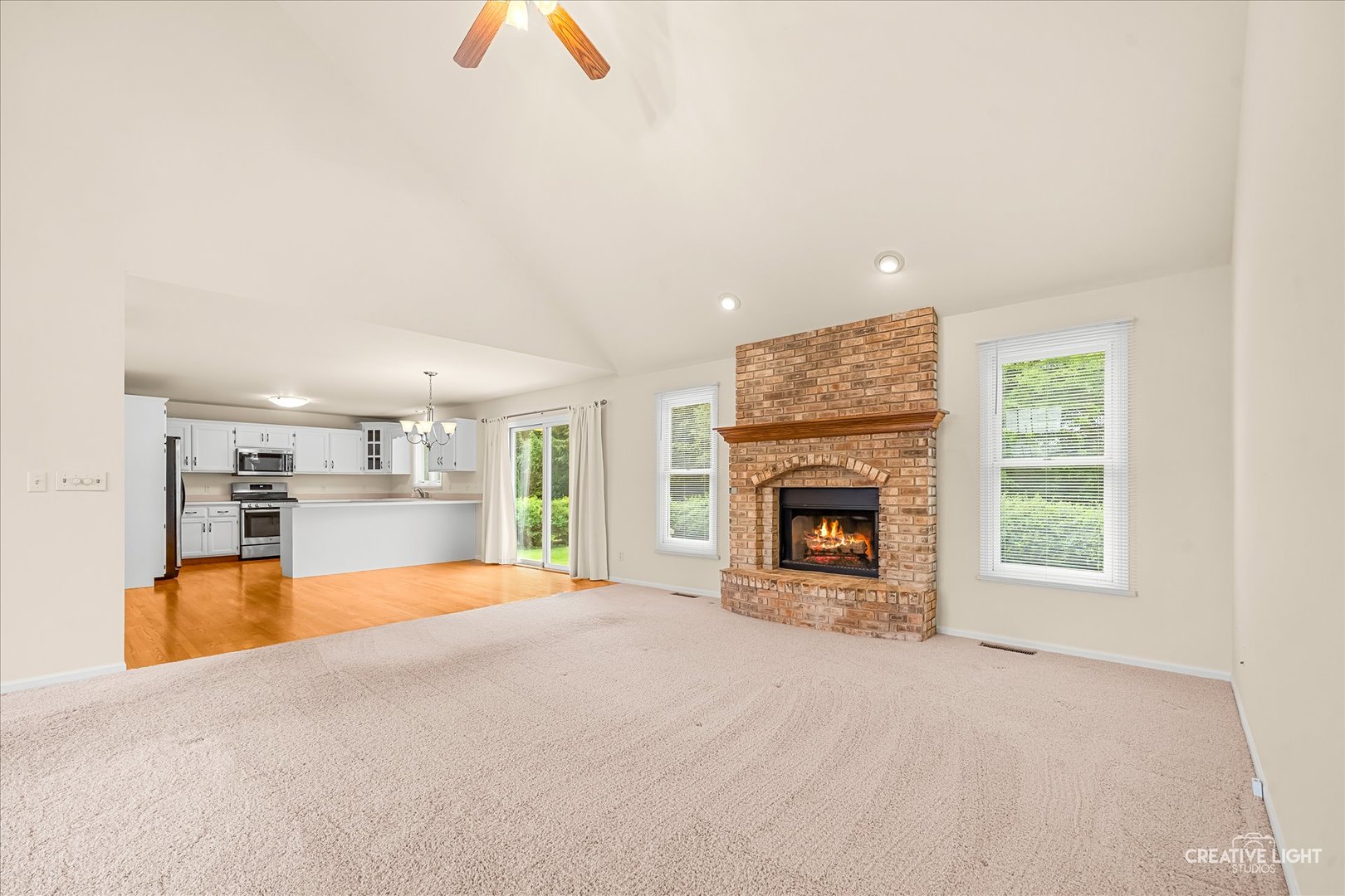 714 E Knights Road Property Photo 4