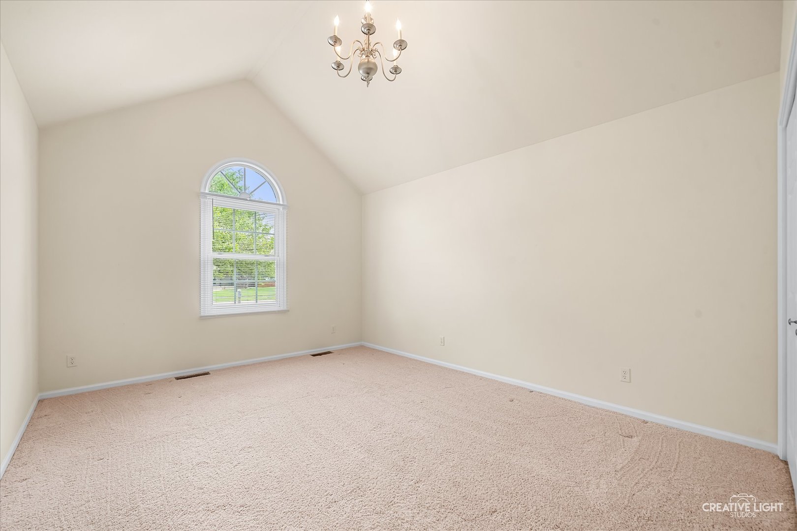 714 E Knights Road Property Photo 14