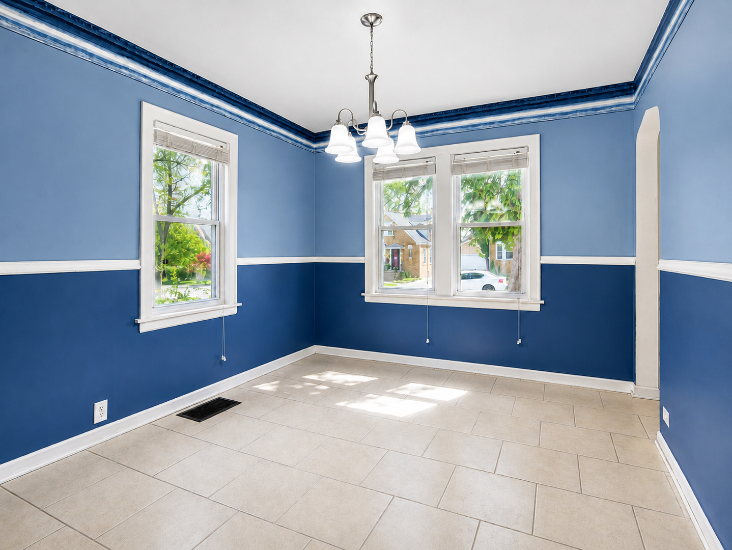 636 Union Avenue Property Photo 8