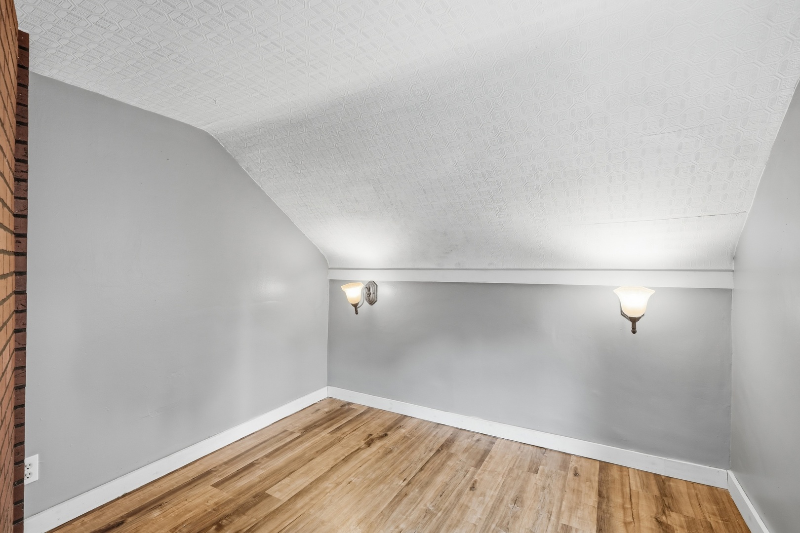 447 N Birch Street Property Photo 14