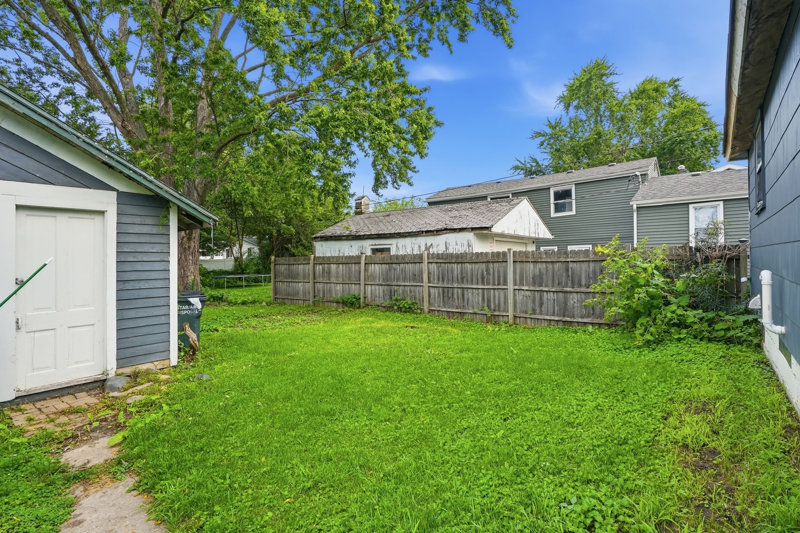 447 N Birch Street Property Photo 16