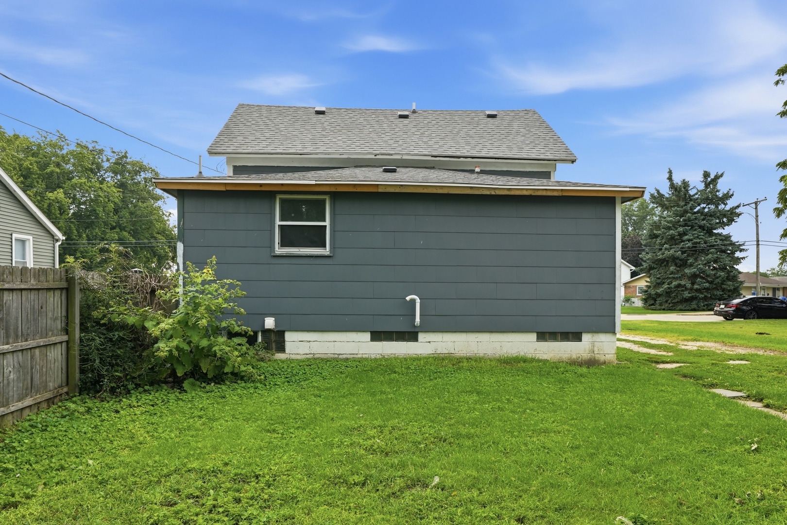 447 N Birch Street Property Photo 17
