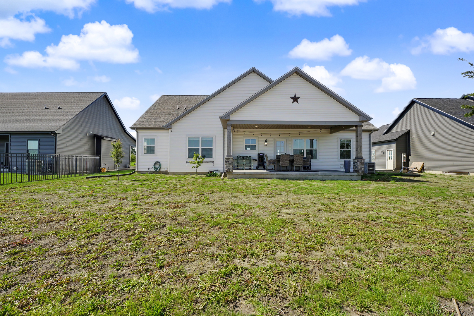 2838 E Stone Creek Boulevard Property Photo 49