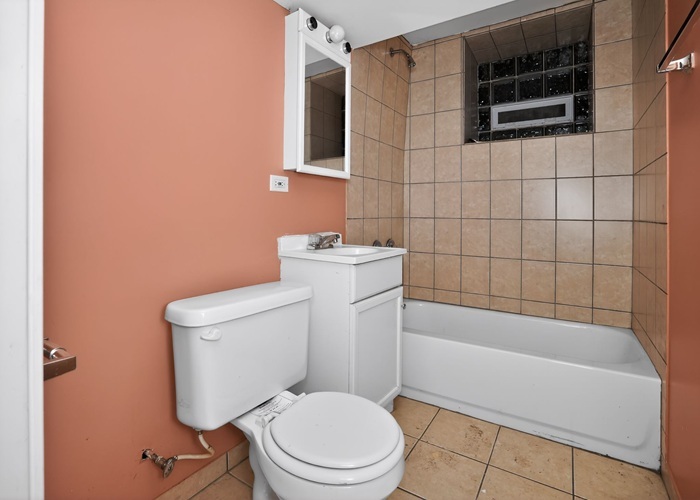 2816 W Washington Boulevard Property Photo 23