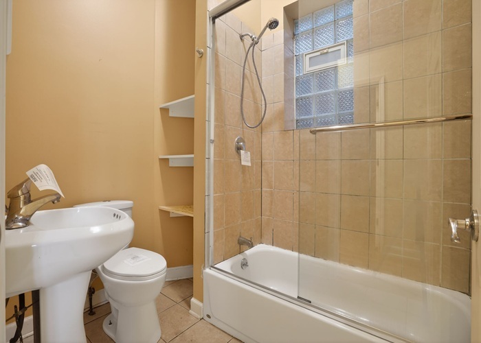 2816 W Washington Boulevard Property Photo 24