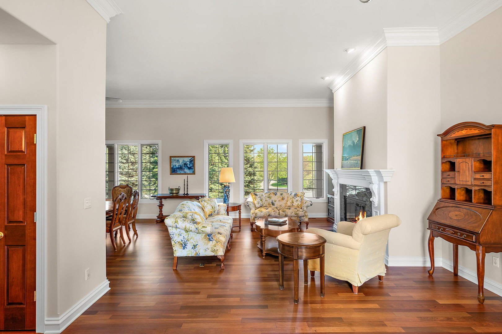 1340 Cantigny Court Property Photo 8