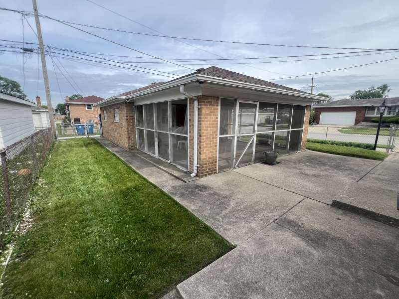 419 Luella Avenue Property Photo 9
