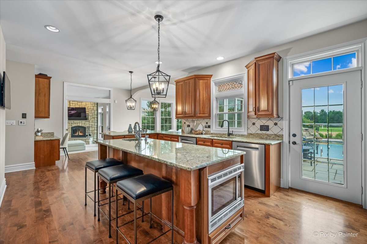 3512 Deep Wood Drive Property Photo 16