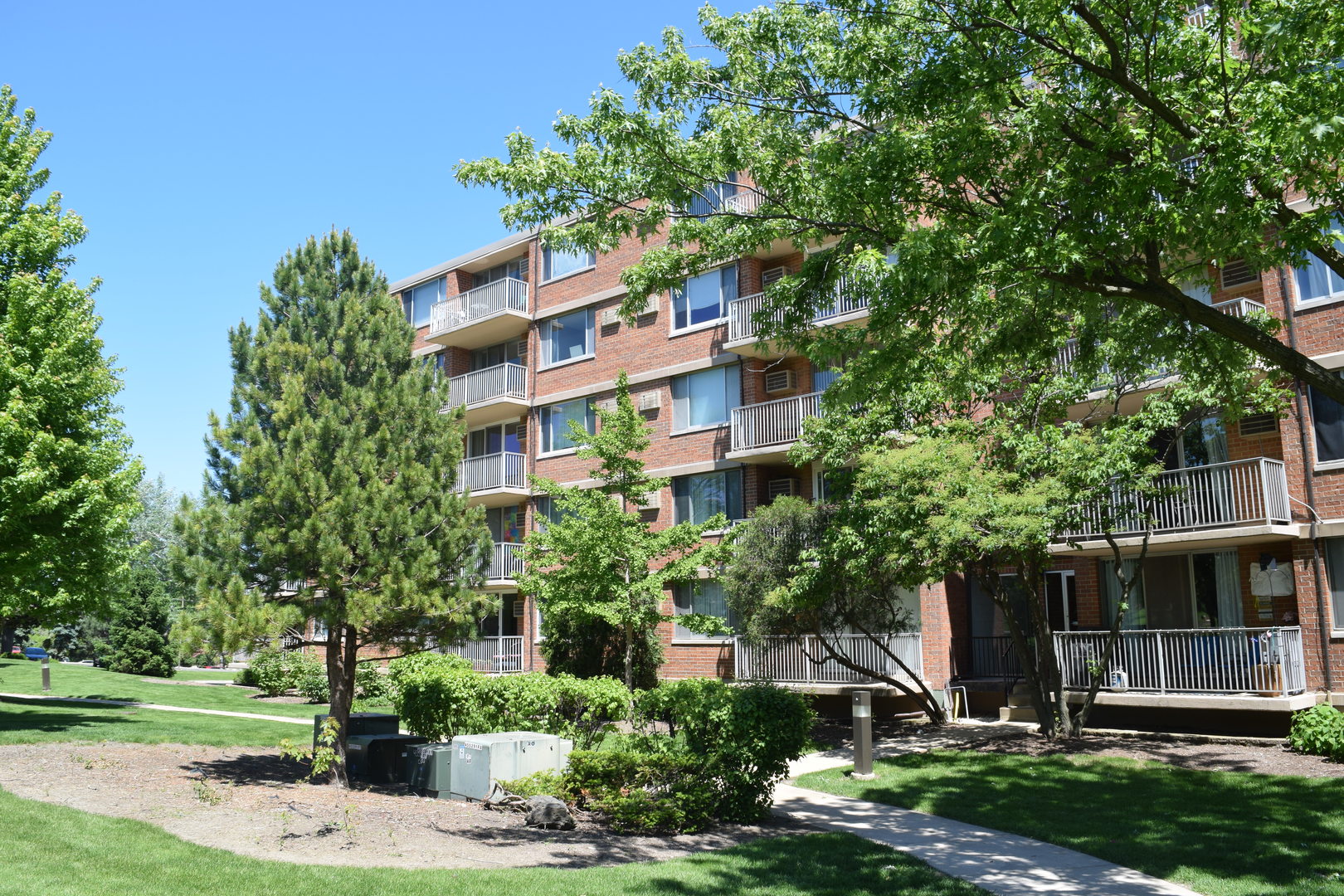 2222 S Stewart Avenue 1h Property Photo 12