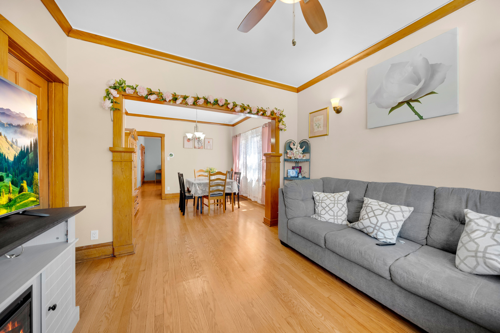 1413 S Central Avenue Property Photo 4