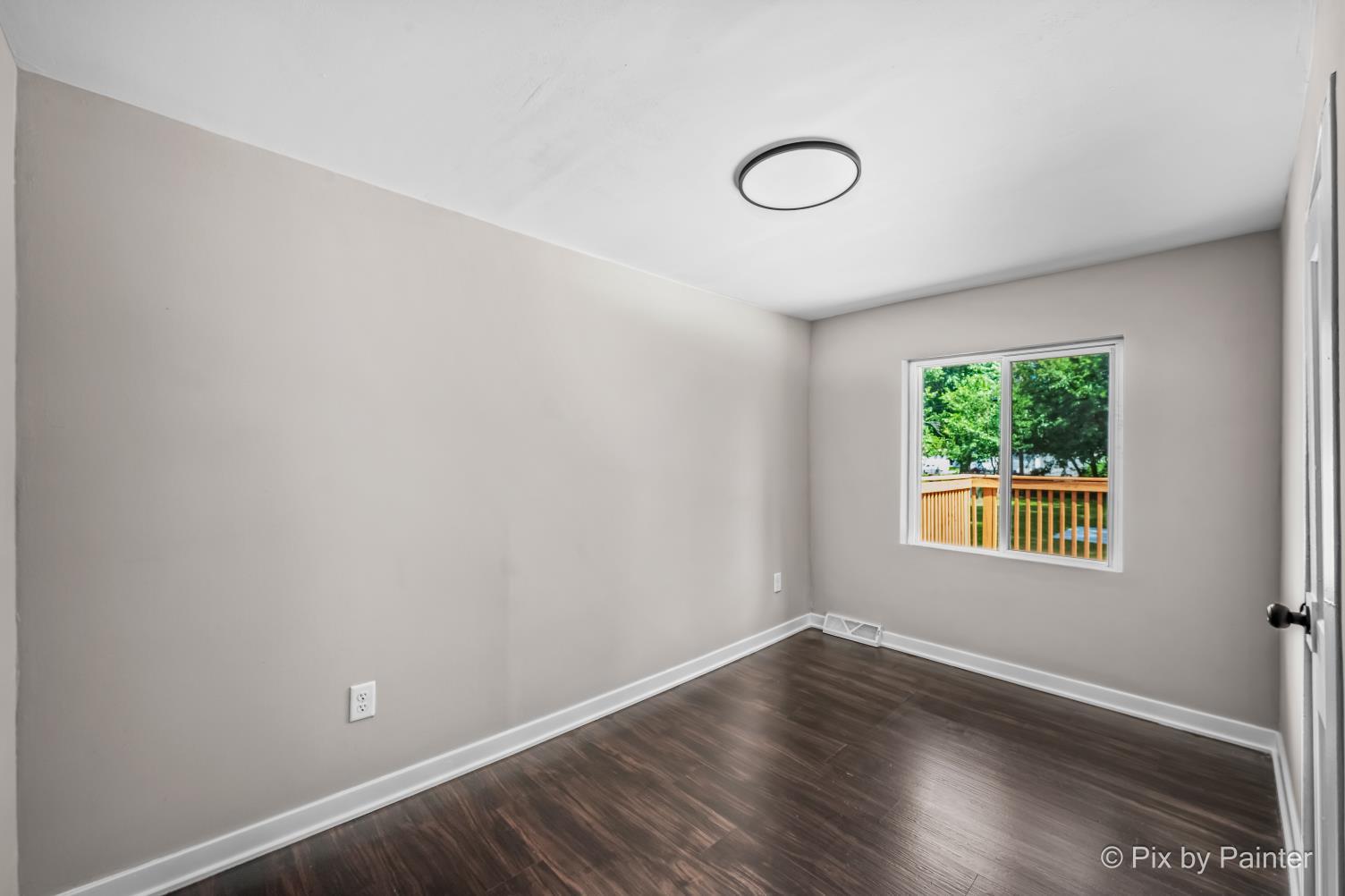 711 10th Avenue Property Photo 11
