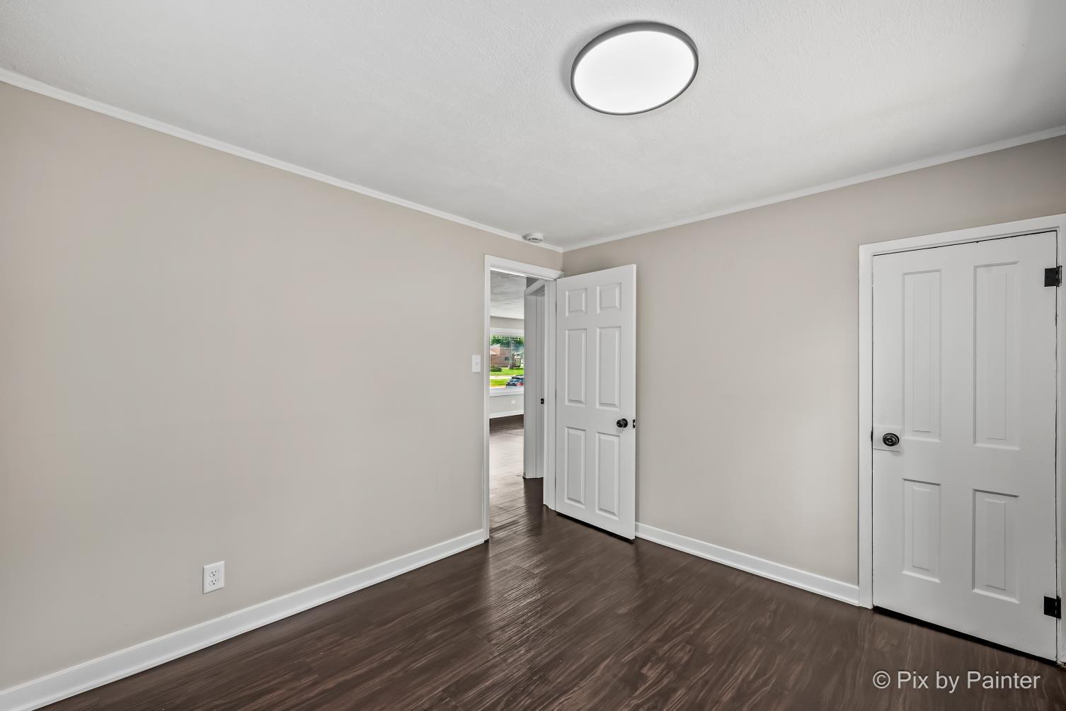 711 10th Avenue Property Photo 16