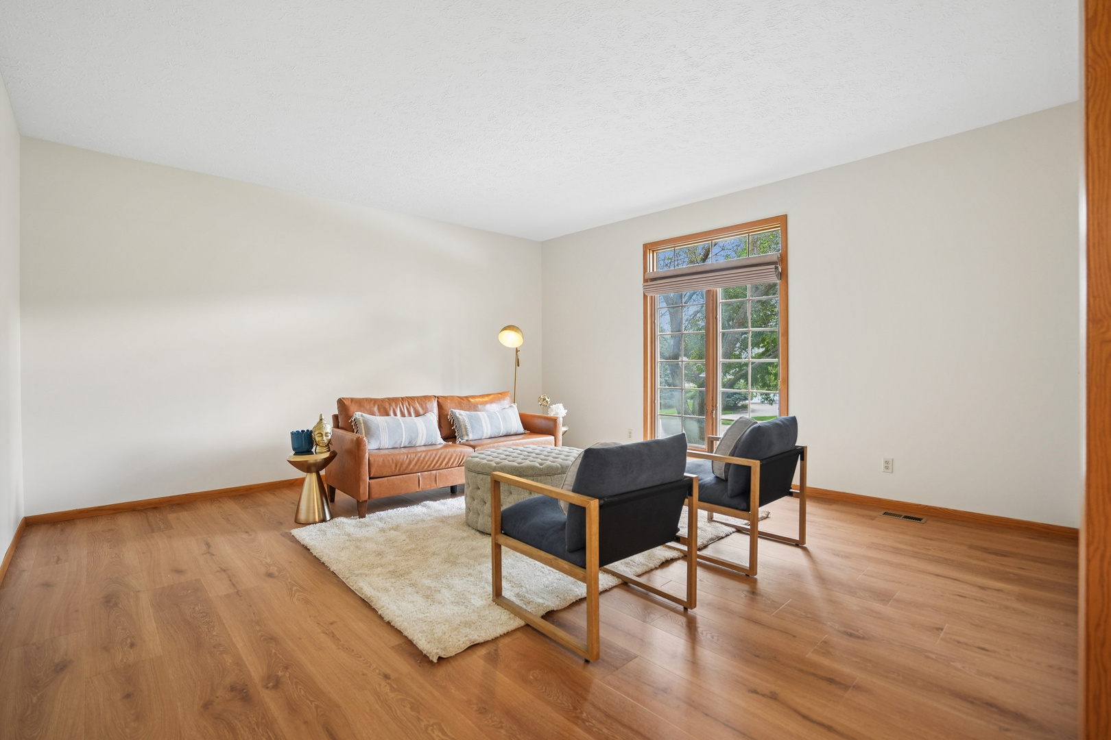 3160 Lundy Lane Property Photo 4