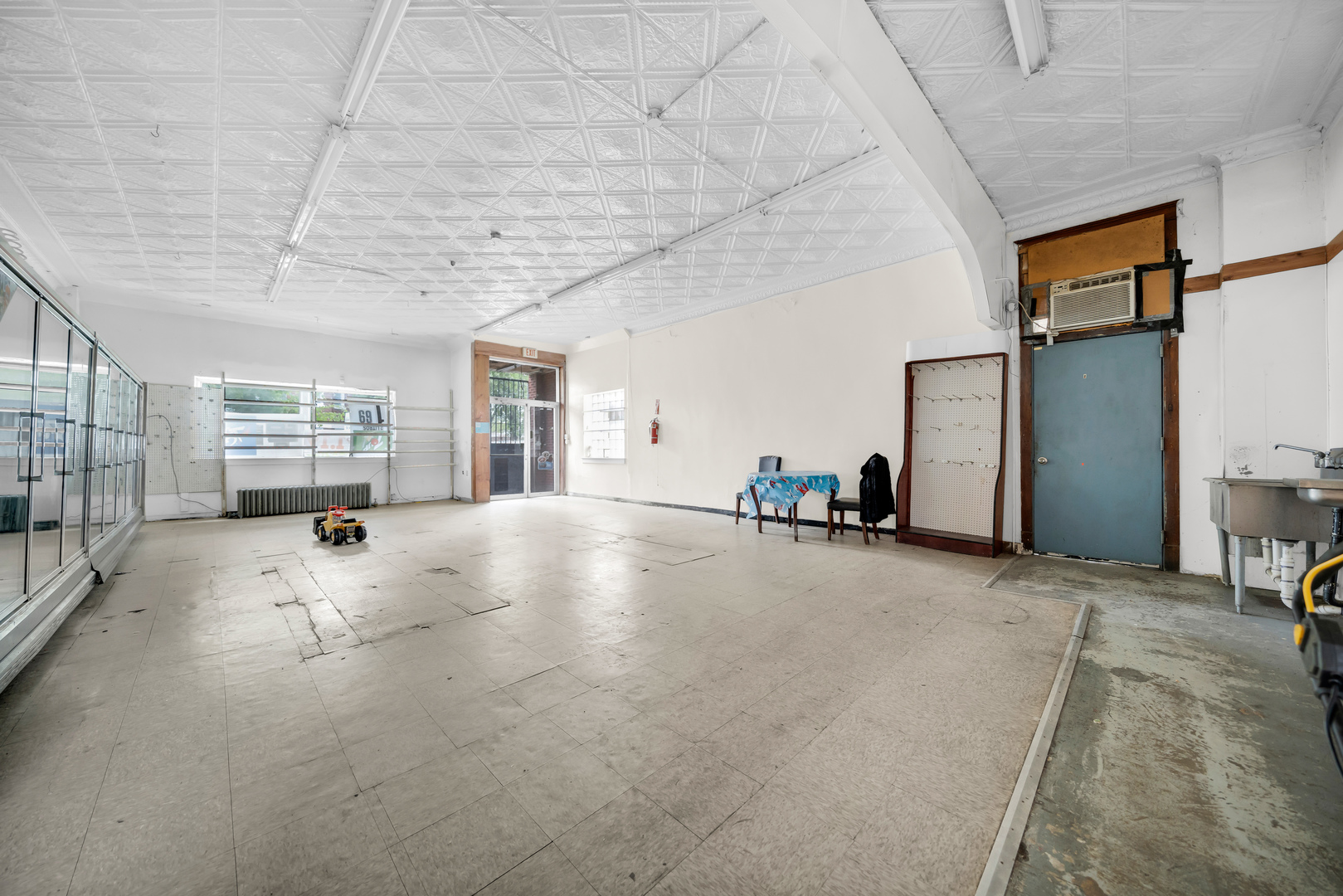 3158 S Harding Avenue Property Photo 16