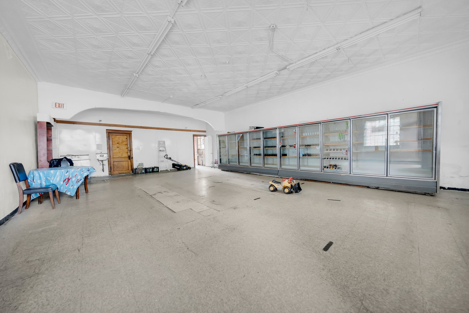 3158 S Harding Avenue Property Photo 17