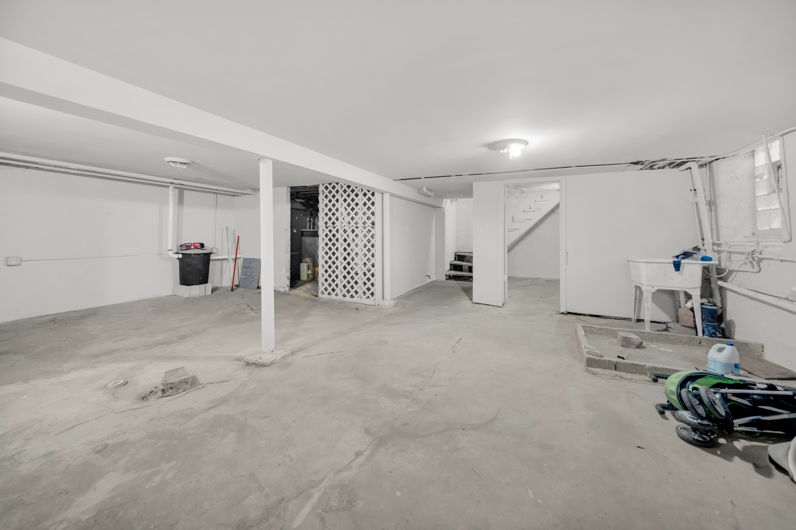 3158 S Harding Avenue Property Photo 22