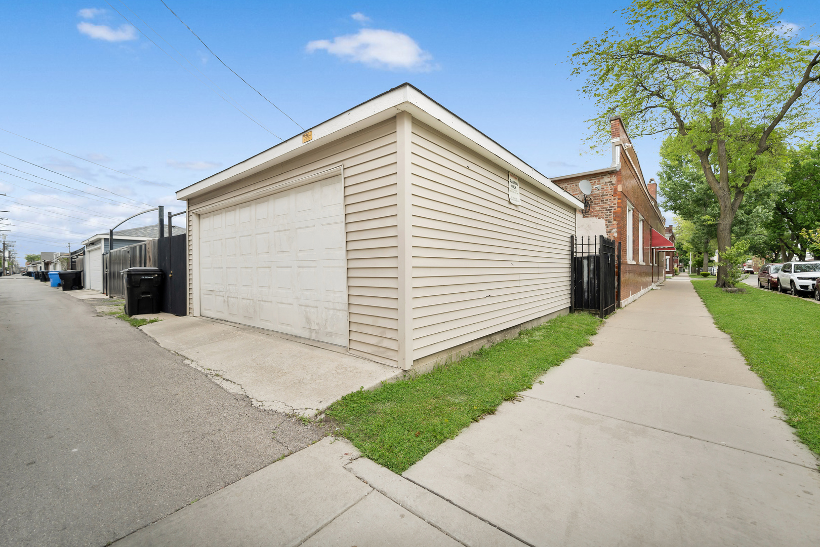 3158 S Harding Avenue Property Photo 25