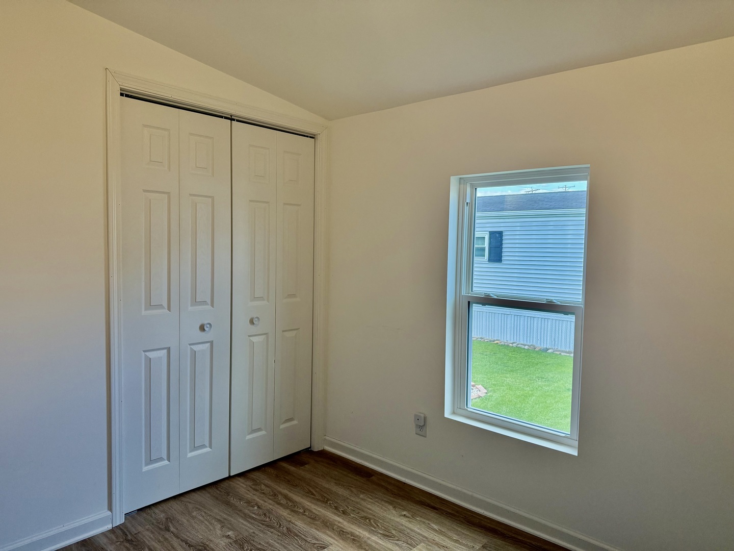 2705 St Vincent Avenue 43 Property Photo 12