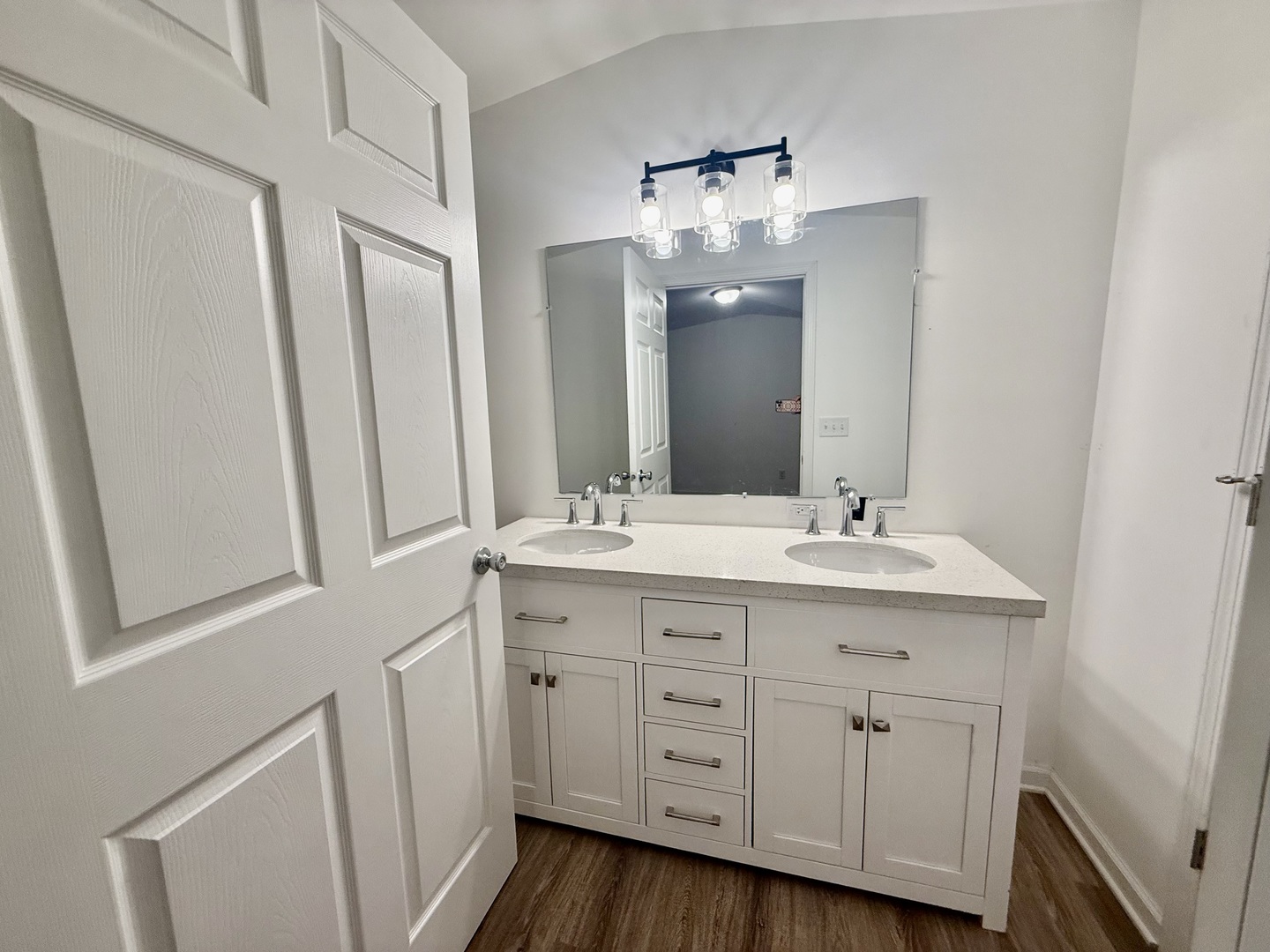 2705 St Vincent Avenue 43 Property Photo 20