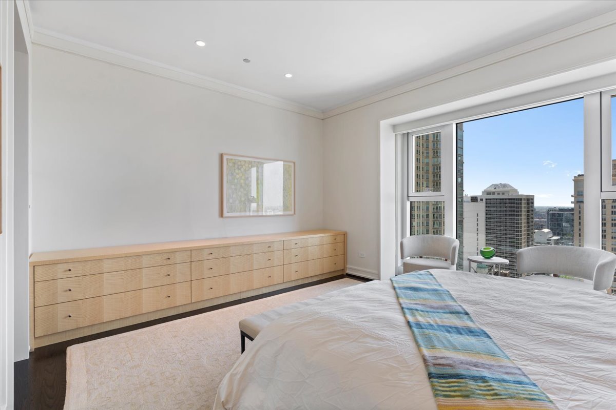 77 E Walton Street 24d Property Photo 26