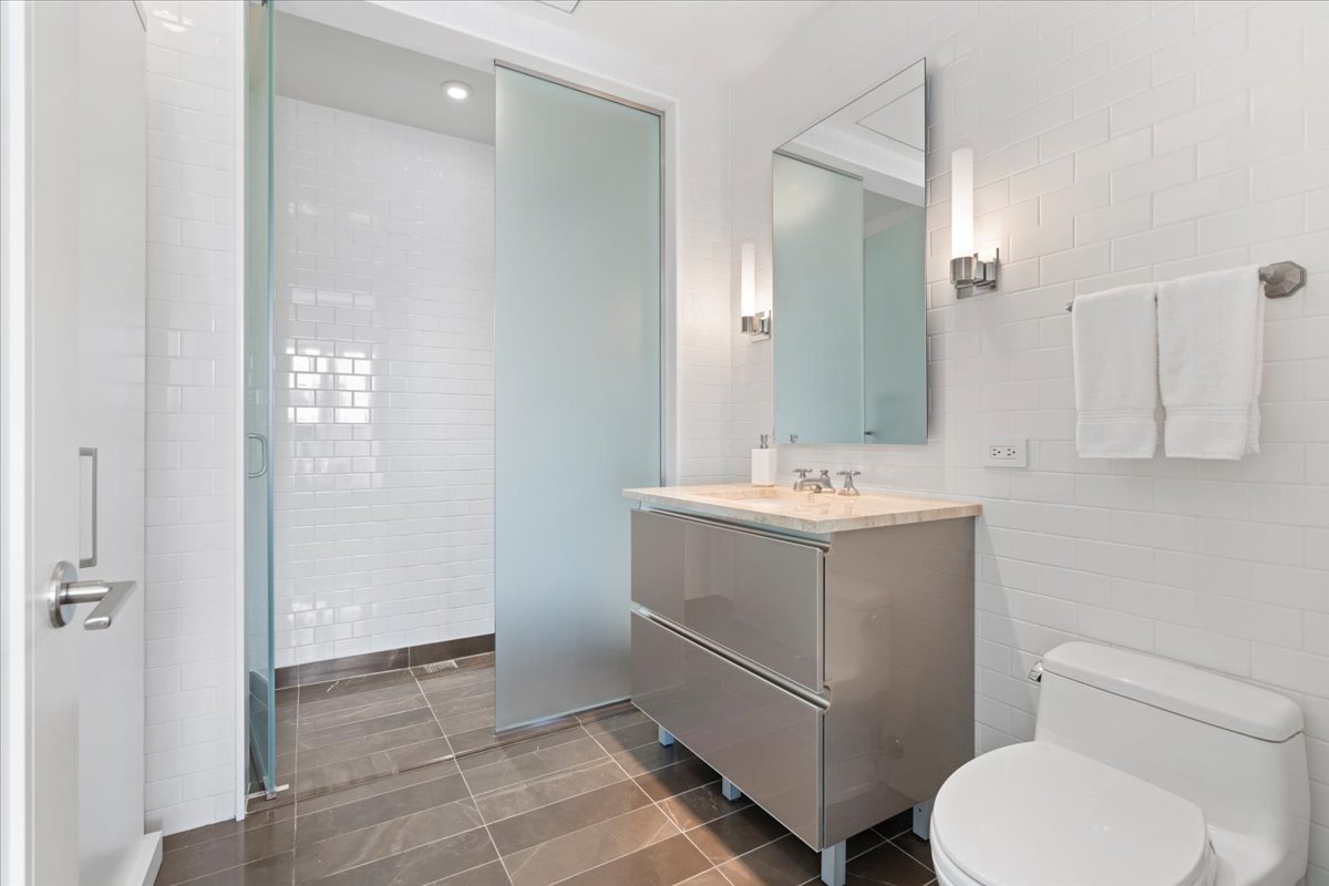 77 E Walton Street 24d Property Photo 33