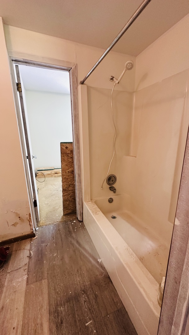 4405 Fairview Avenue Property Photo 8