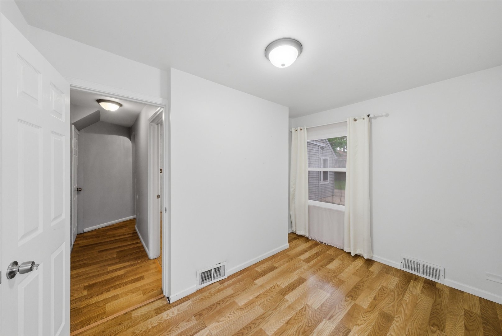 1517 E Roosevelt Road Property Photo 19