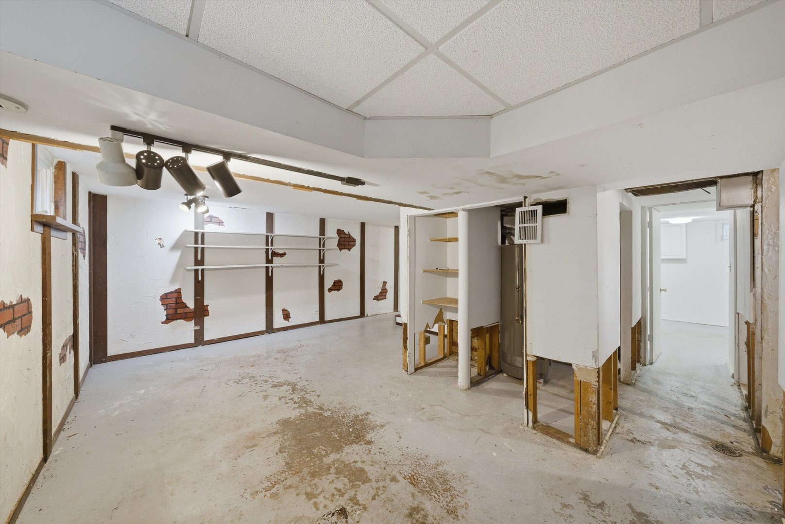 1517 E Roosevelt Road Property Photo 31