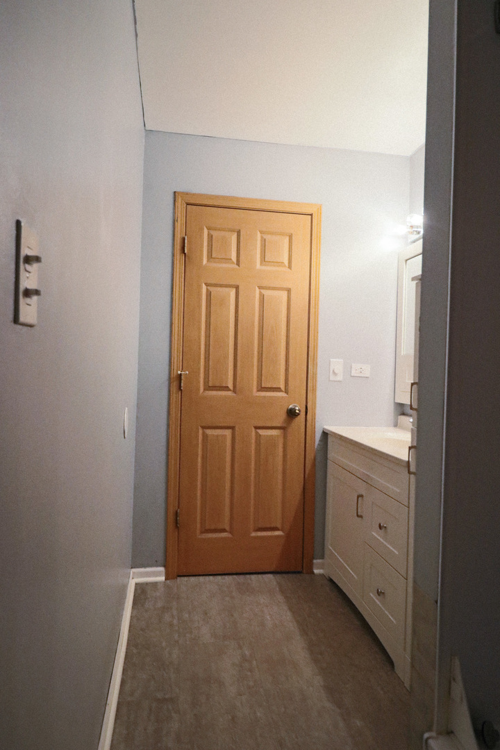 500 N Westwood Avenue Property Photo 14