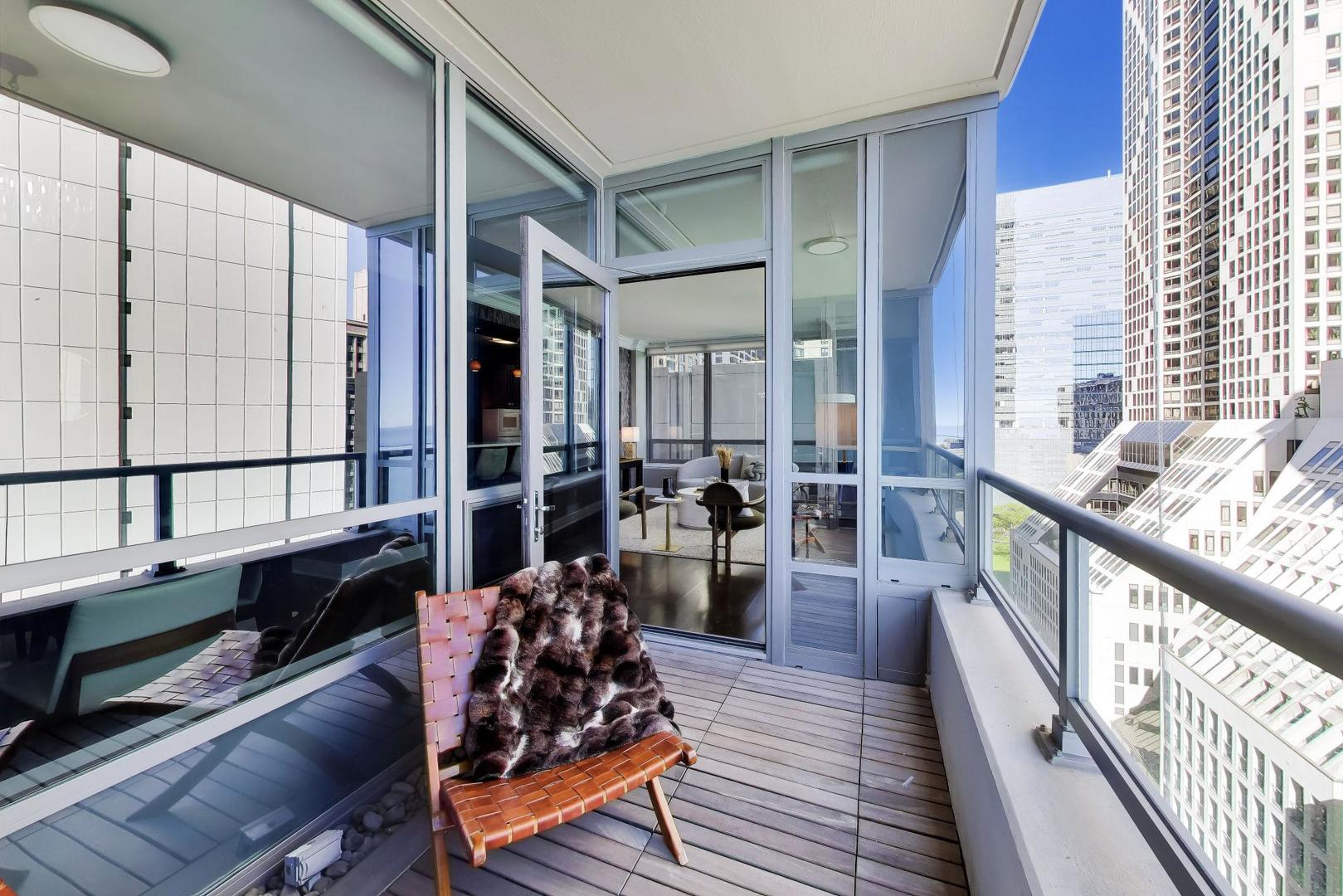 600 N Lake Shore Drive 1201 Property Photo 10