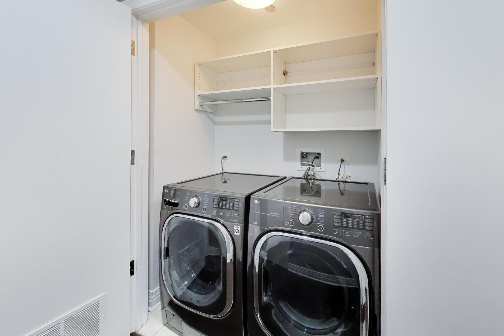 600 N Lake Shore Drive 1201 Property Photo 21