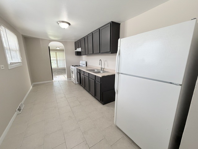 16222 Honore Avenue Property Photo 4