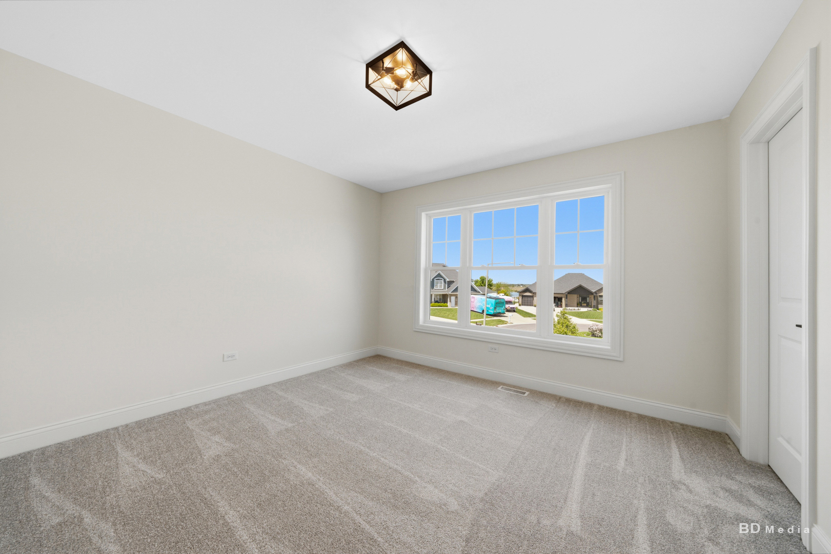 14205 W John Court Property Photo 26