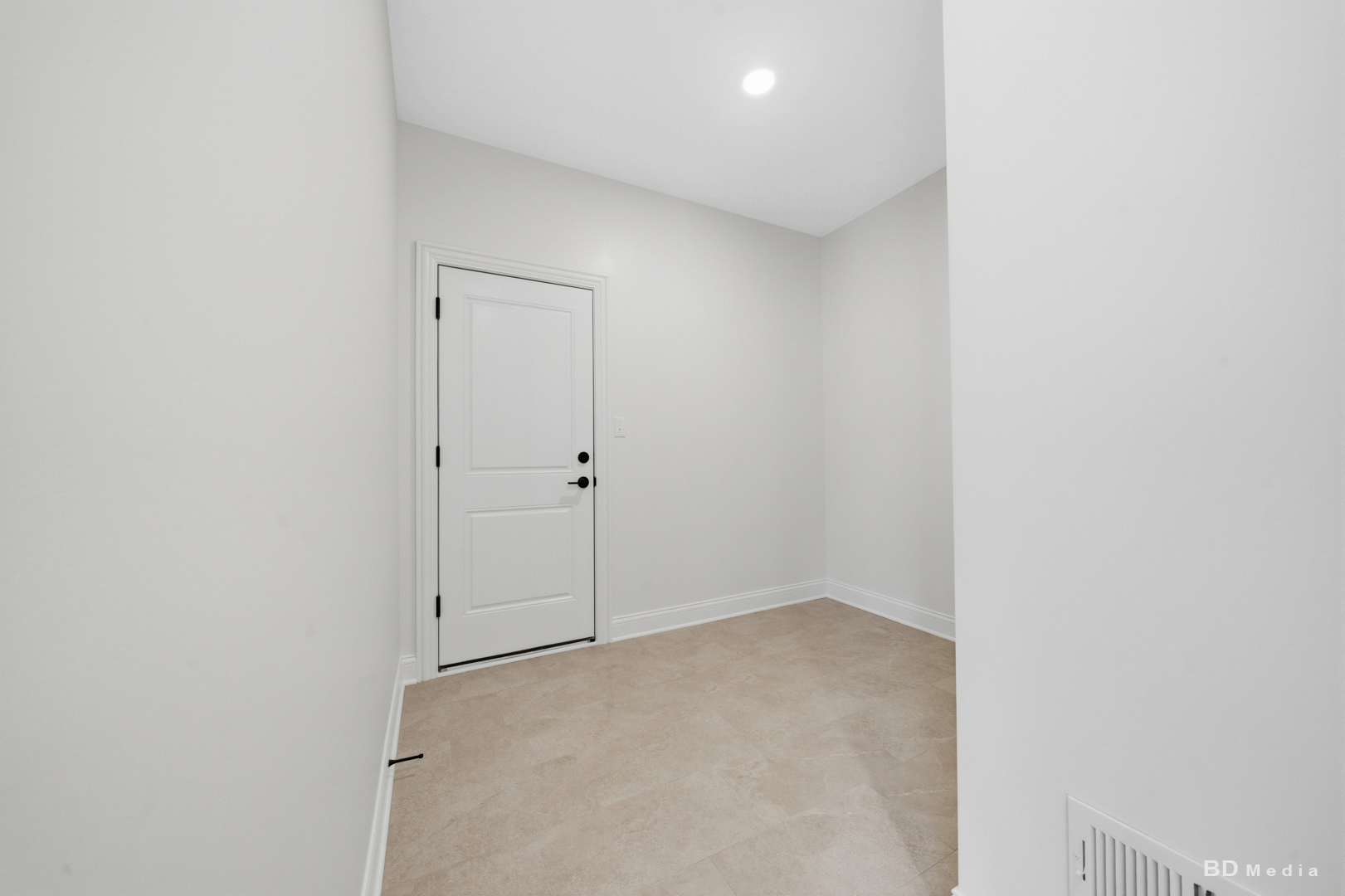 14205 W John Court Property Photo 32