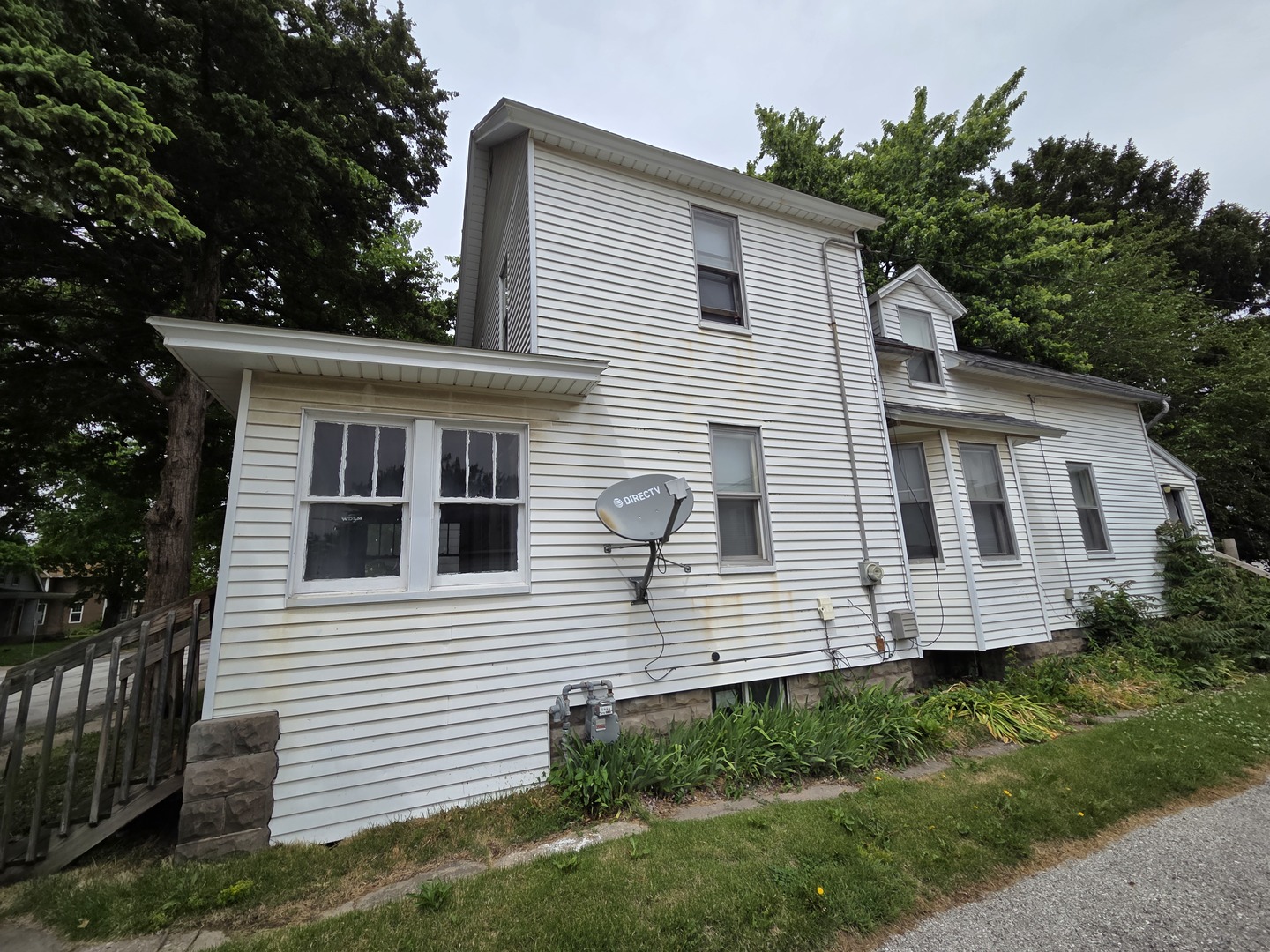 1405 25th Street Property Photo 2