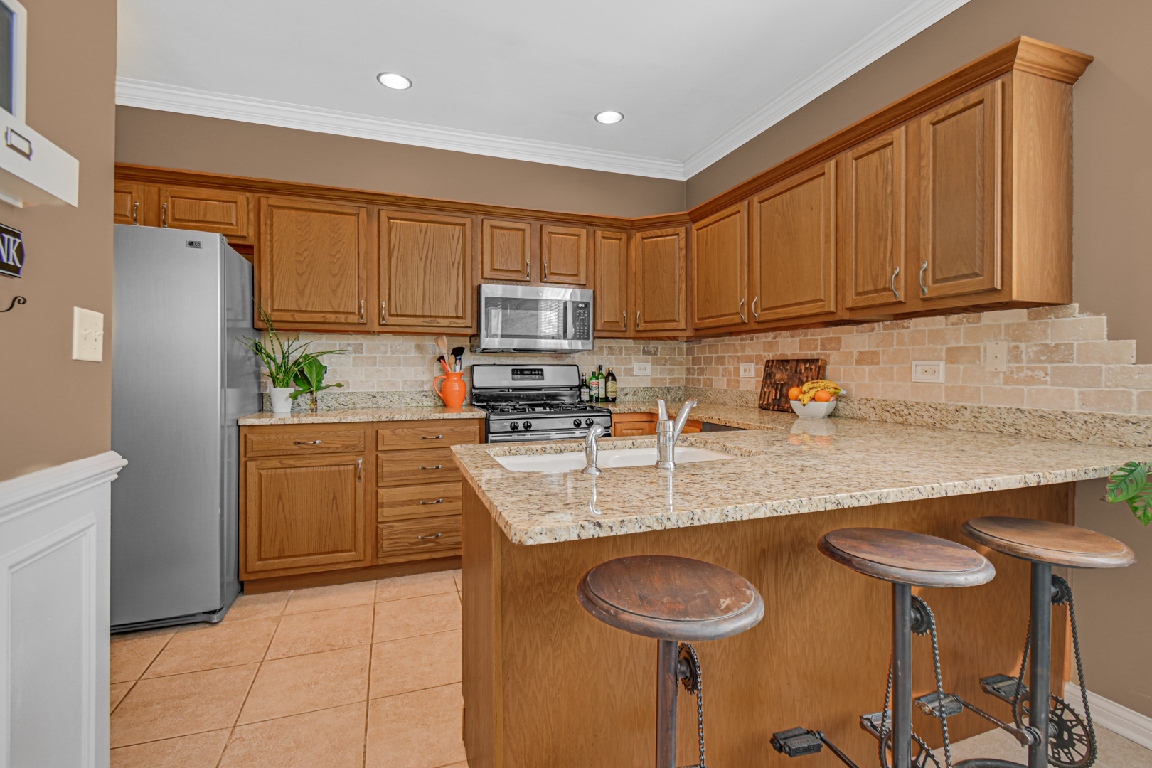 25908 Derby Drive Property Photo 5