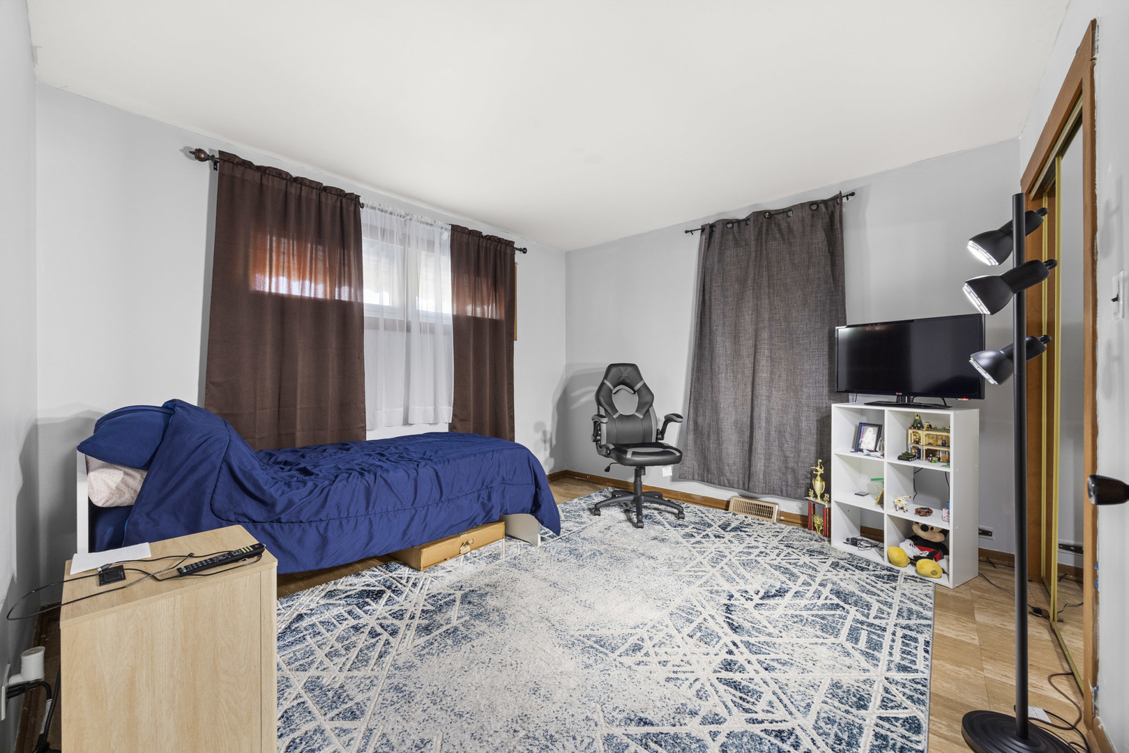 3638 Blackstone Avenue Property Photo 11
