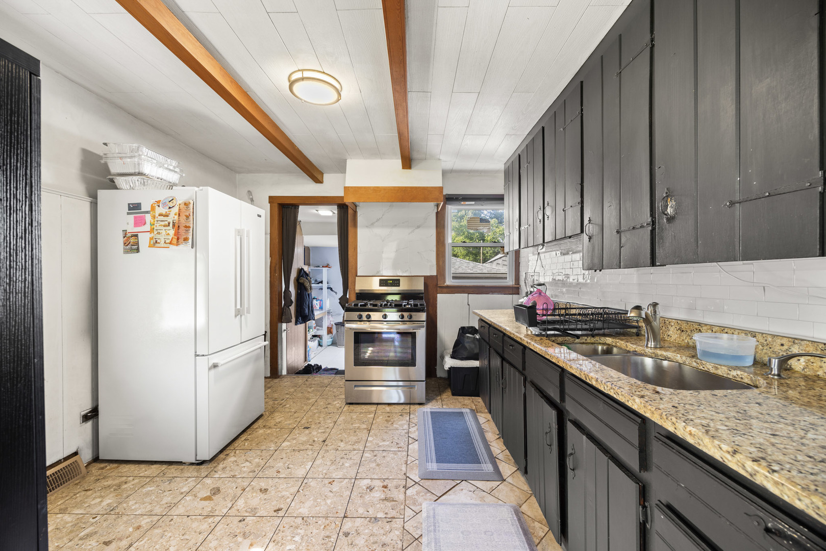 3638 Blackstone Avenue Property Photo 19