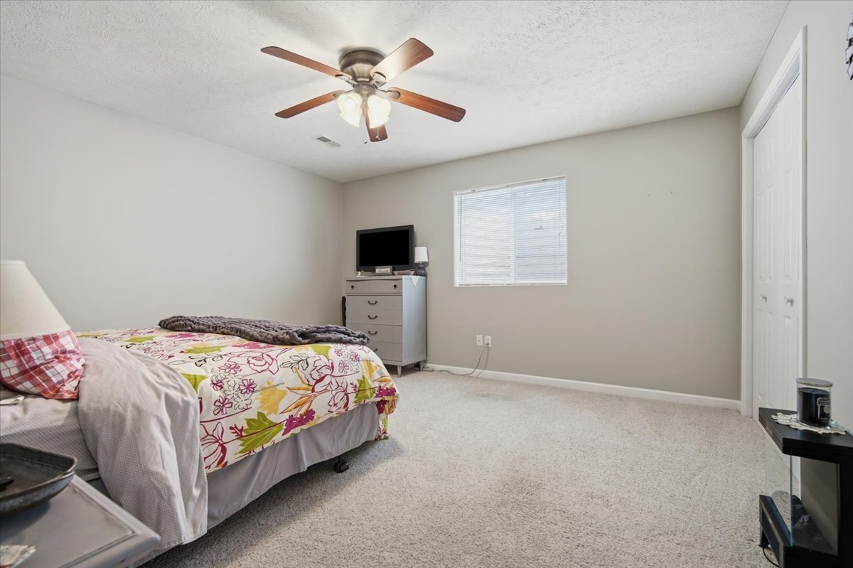 2706 Stratmoor Drive Property Photo 26