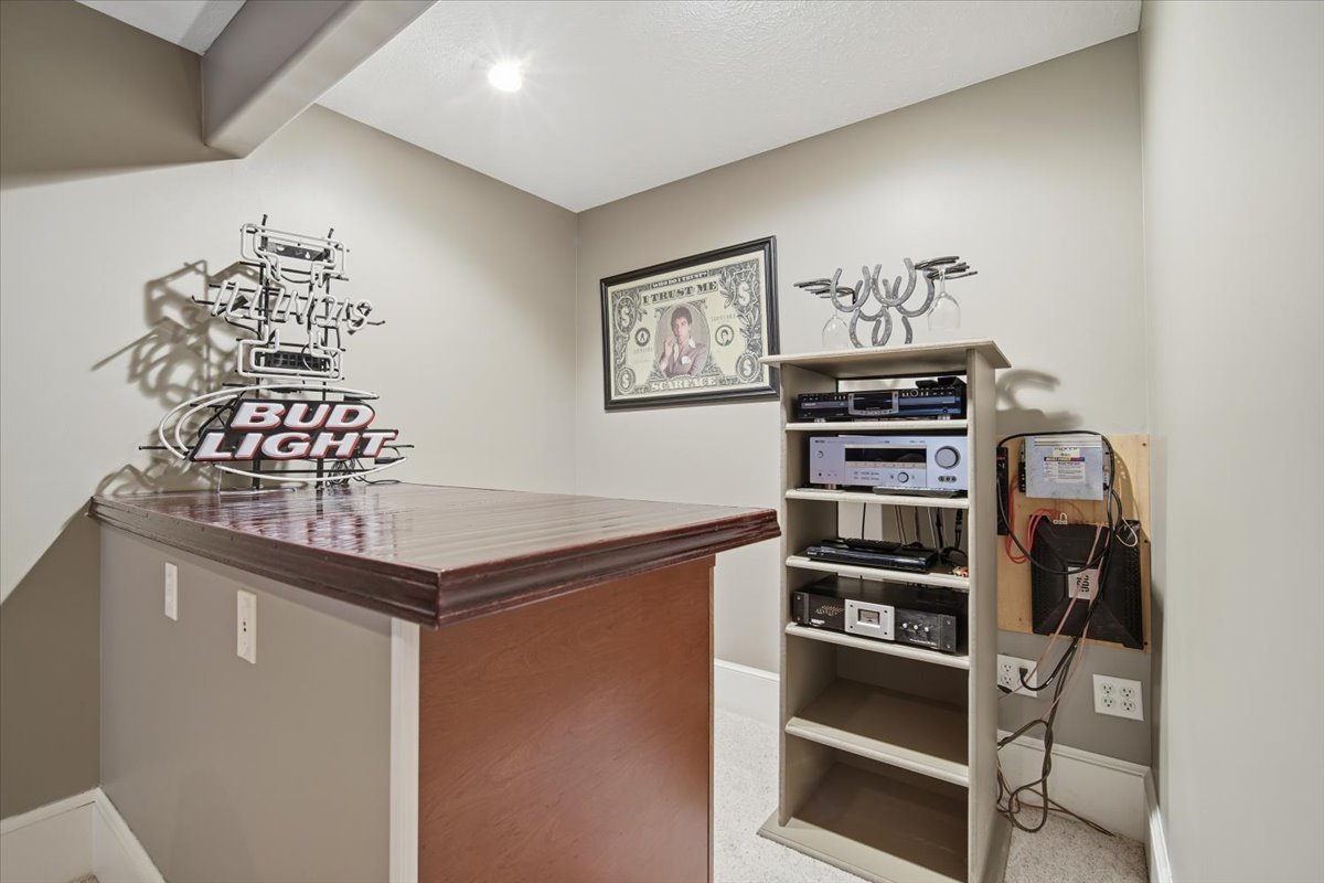 2706 Stratmoor Drive Property Photo 31