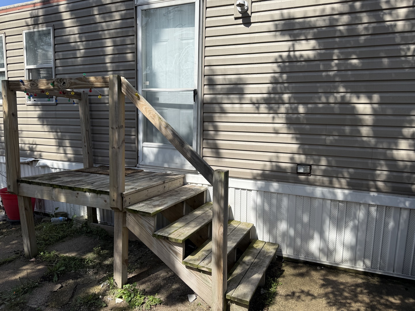 1712 S Dixie Highway 47 Property Photo 2