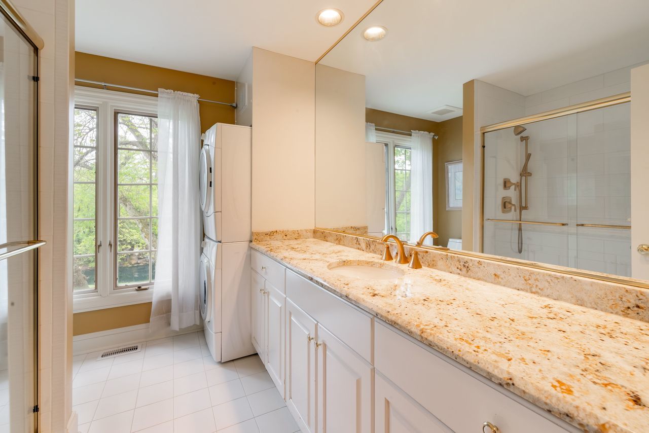 55 S Wynstone Drive Property Photo 39