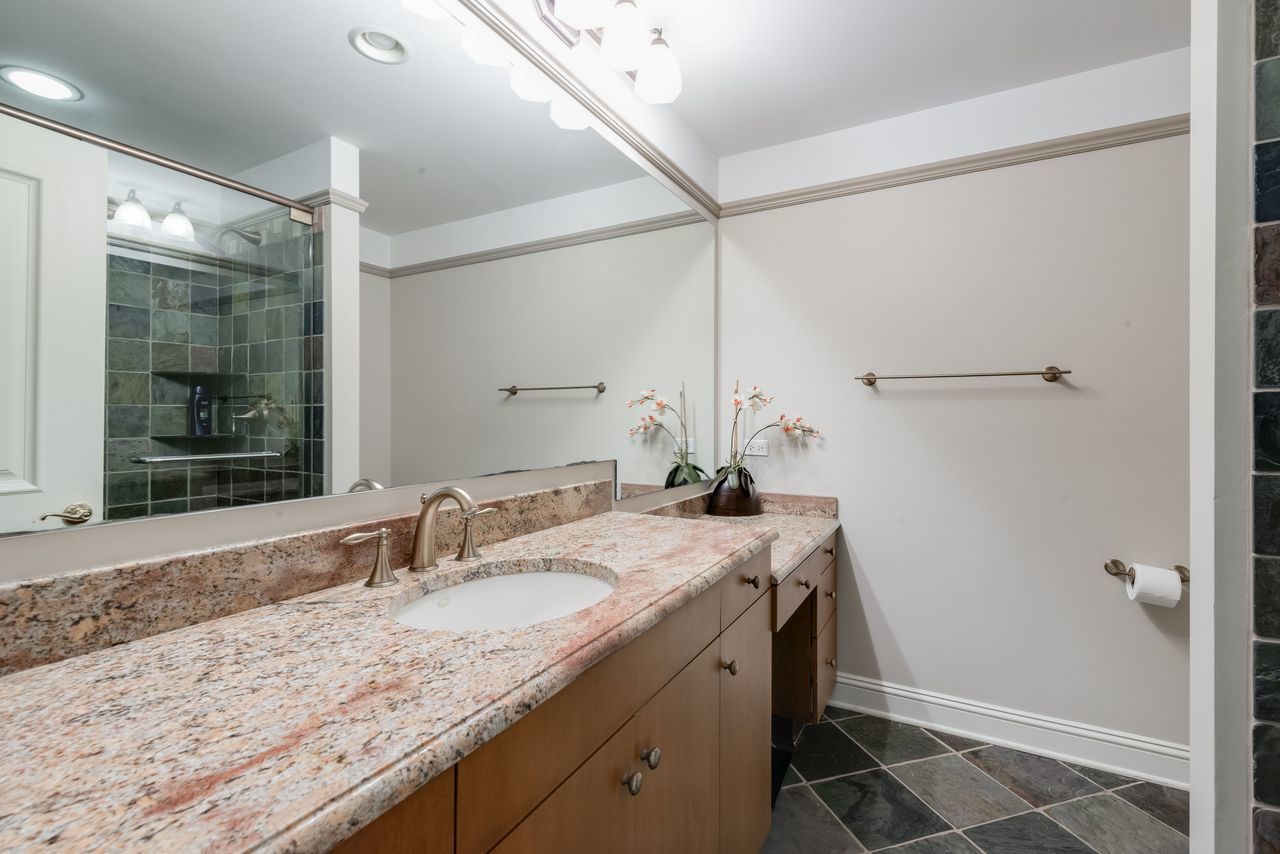 55 S Wynstone Drive Property Photo 47