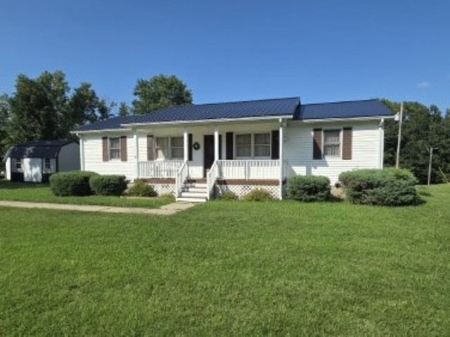 17288 N Il Highway 37 Property Photo 1