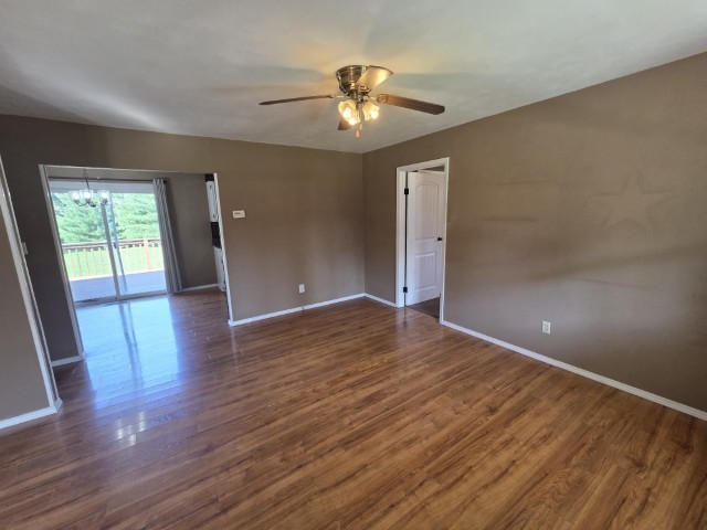 17288 N Il Highway 37 Property Photo 2
