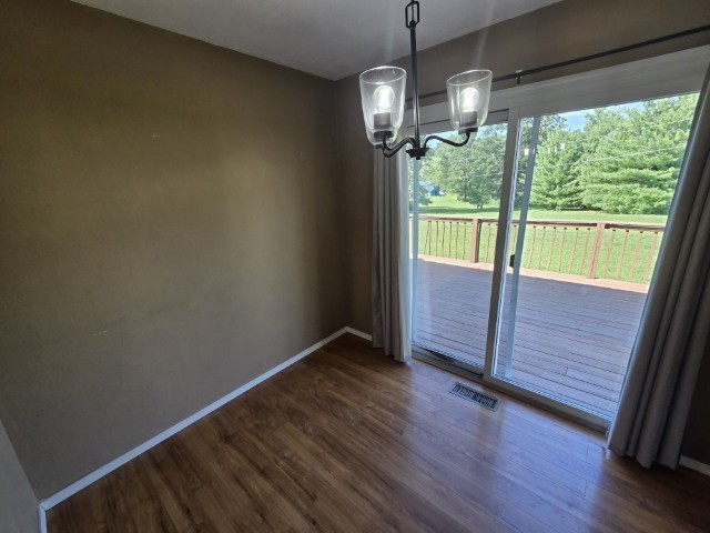 17288 N Il Highway 37 Property Photo 4