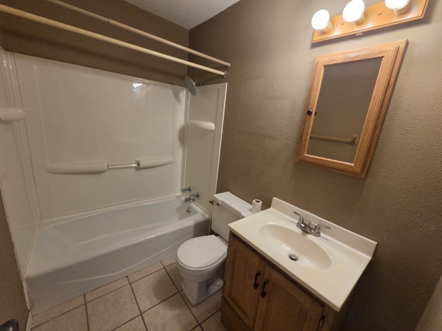 17288 N Il Highway 37 Property Photo 10